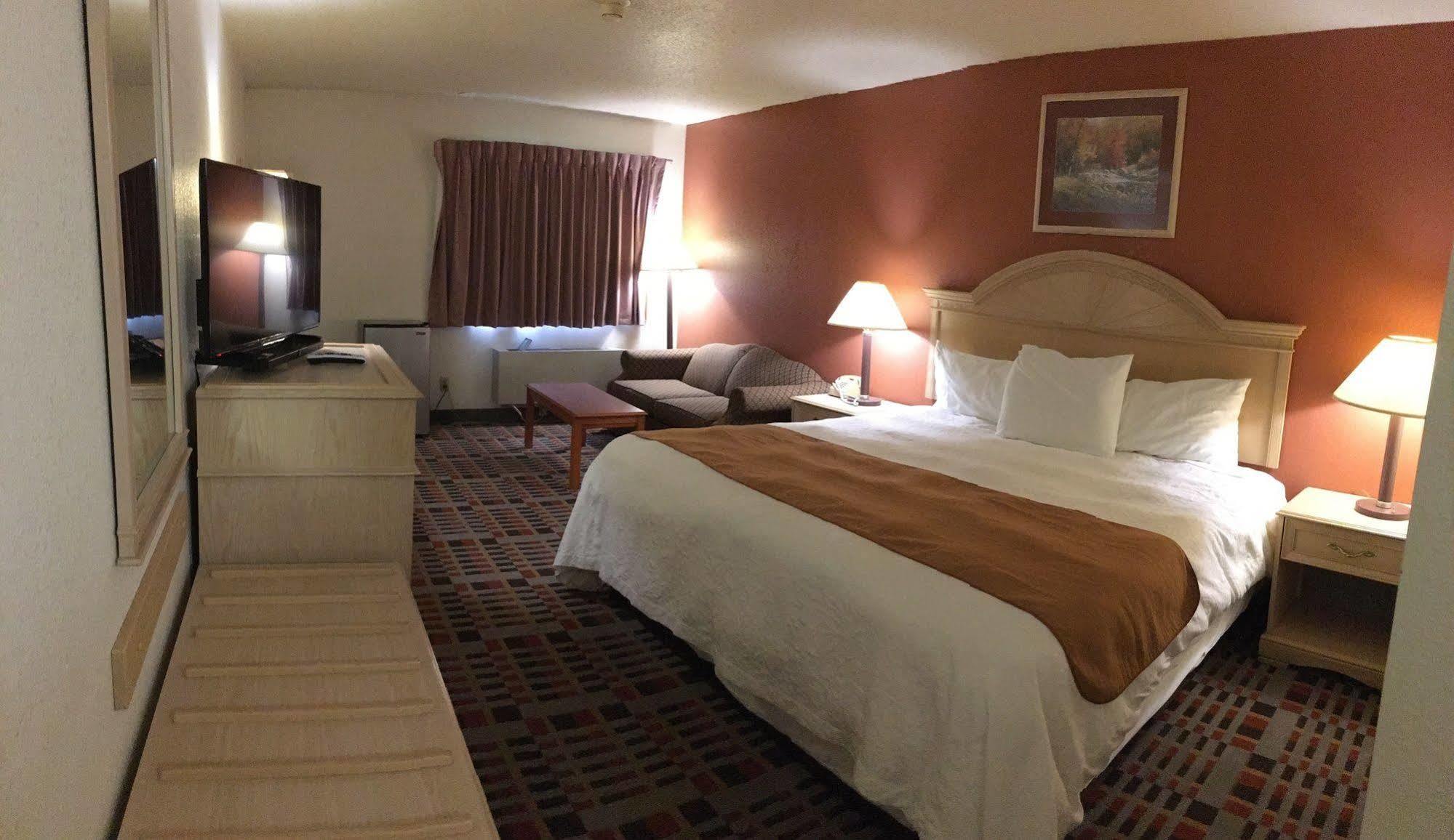 Anderson Chesterfield Travel Inn Daleville Buitenkant foto